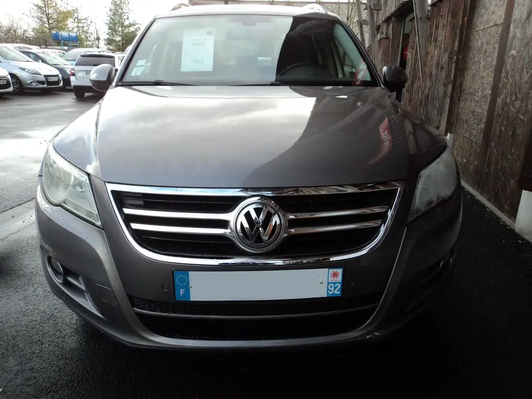 VOLKSWAGEN   TIGUAN