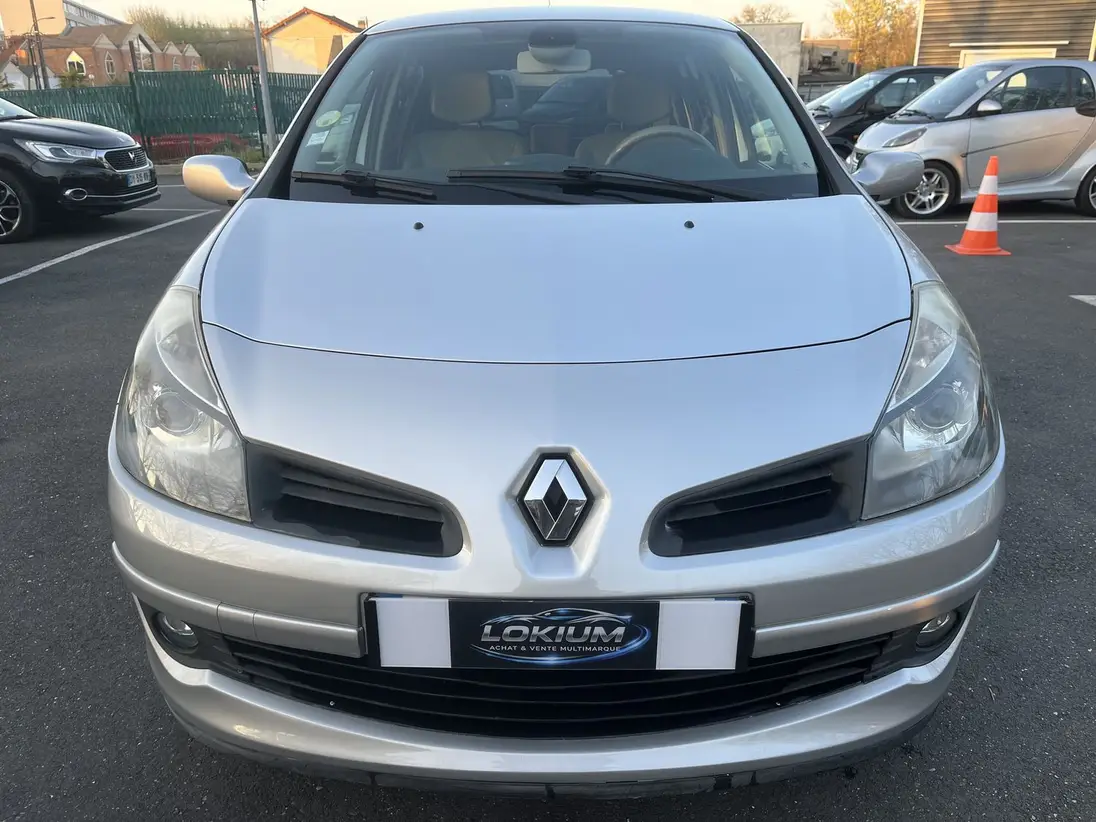 RENAULT   CLIO III