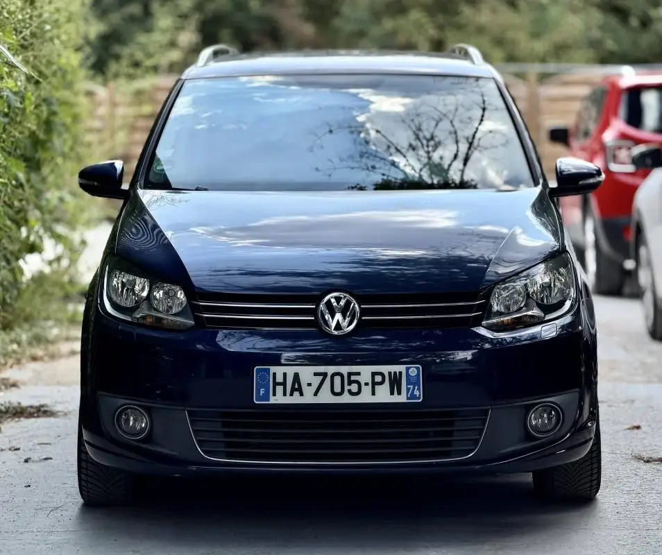 VOLKSWAGEN     TOURAN II