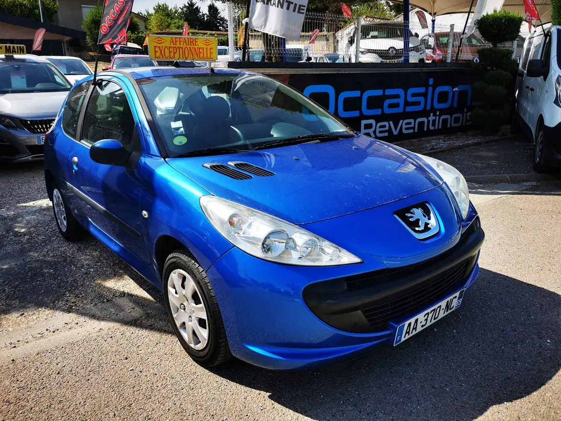 PEUGEOT    206+