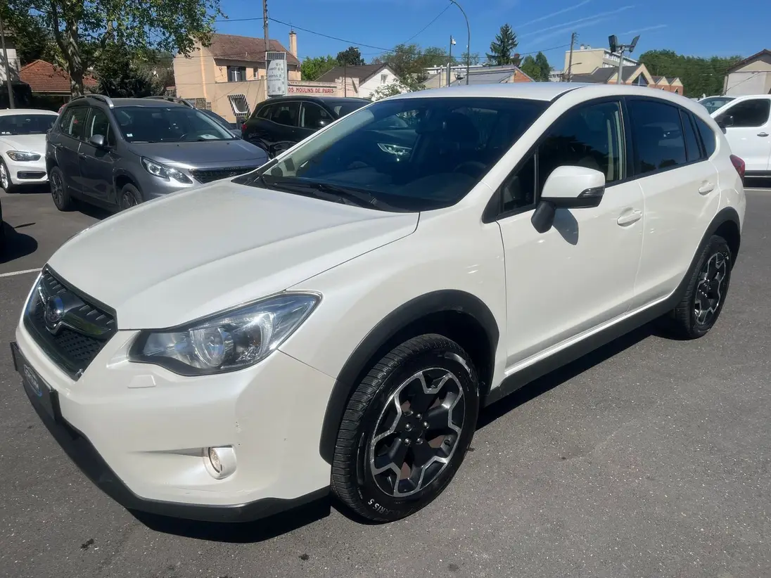 SUBARU  XV