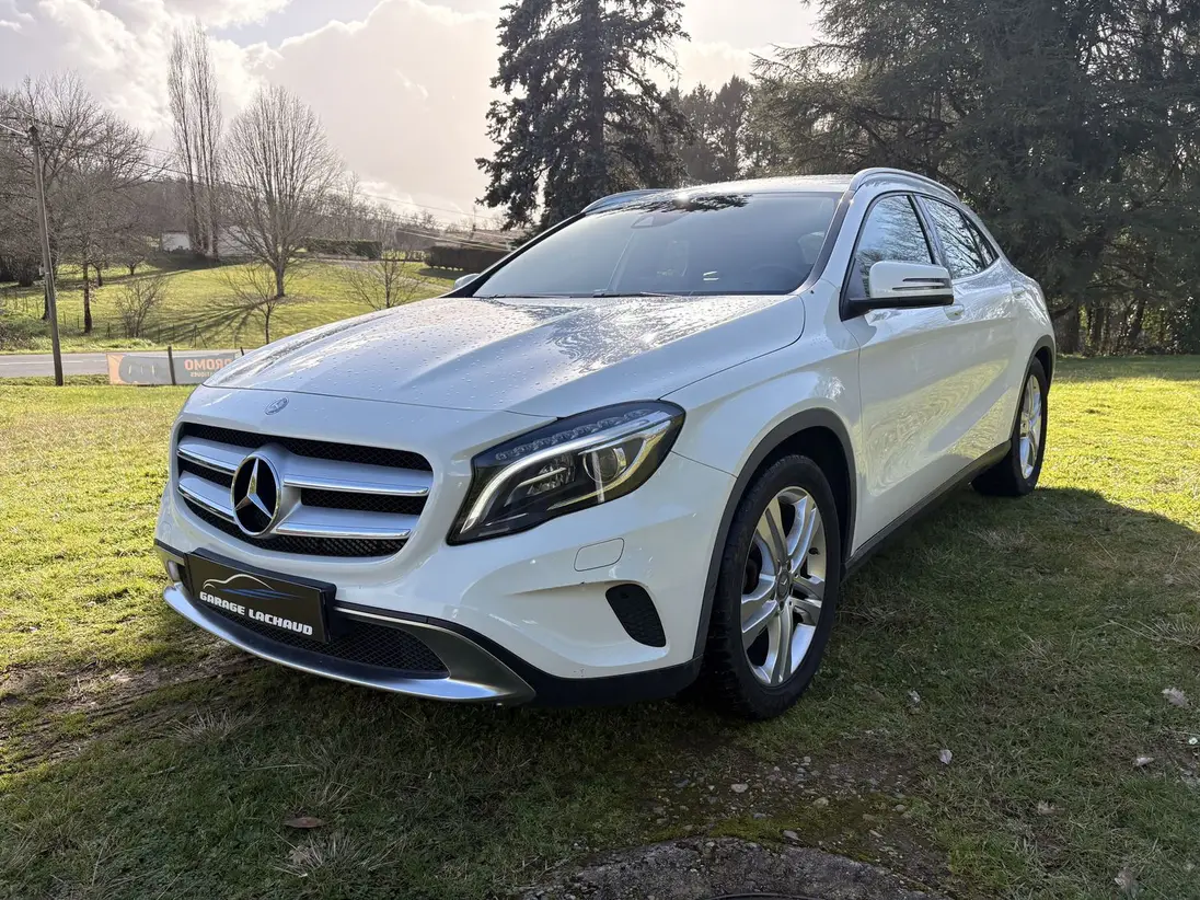 MERCEDES  GLA