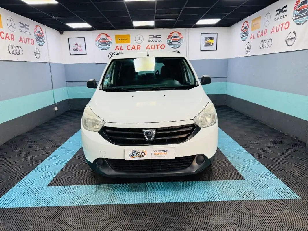 DACIA     LODGY