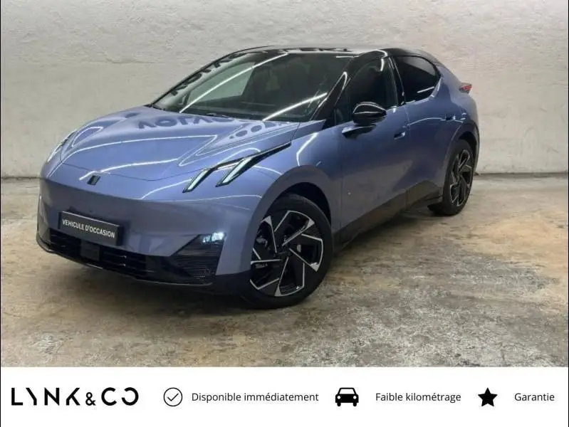 LYNK & CO  02