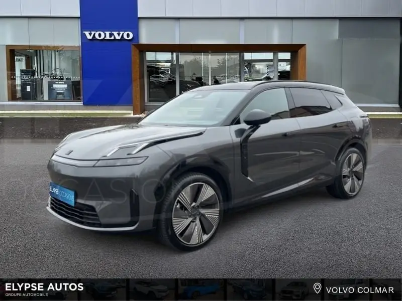 LYNK & CO  08