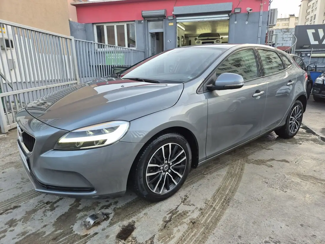 VOLVO  V40 II phase 2
