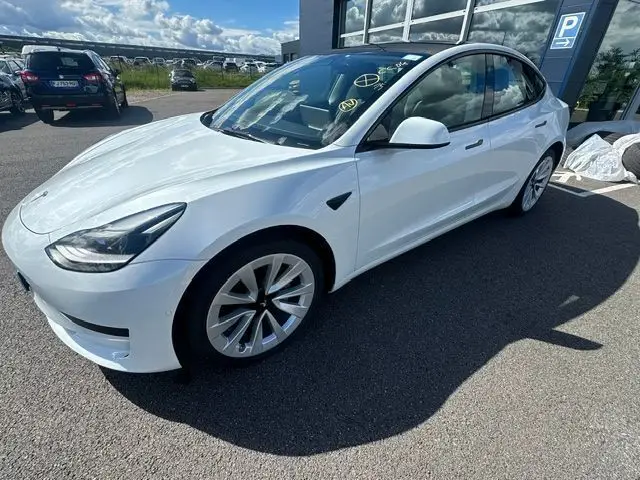 TESLA  MODEL 3 phase 2