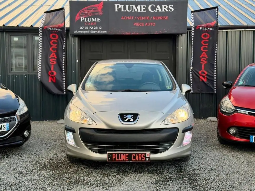 PEUGEOT     308