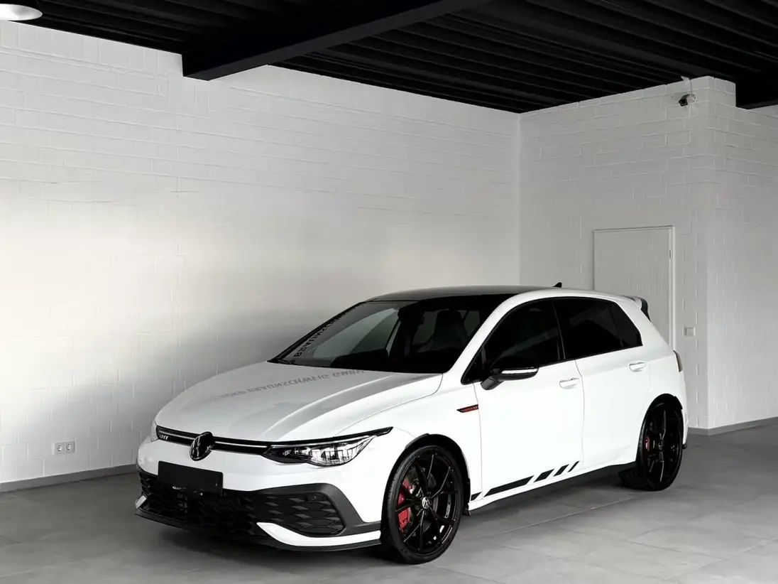 VOLKSWAGEN  GOLF VIII GTI