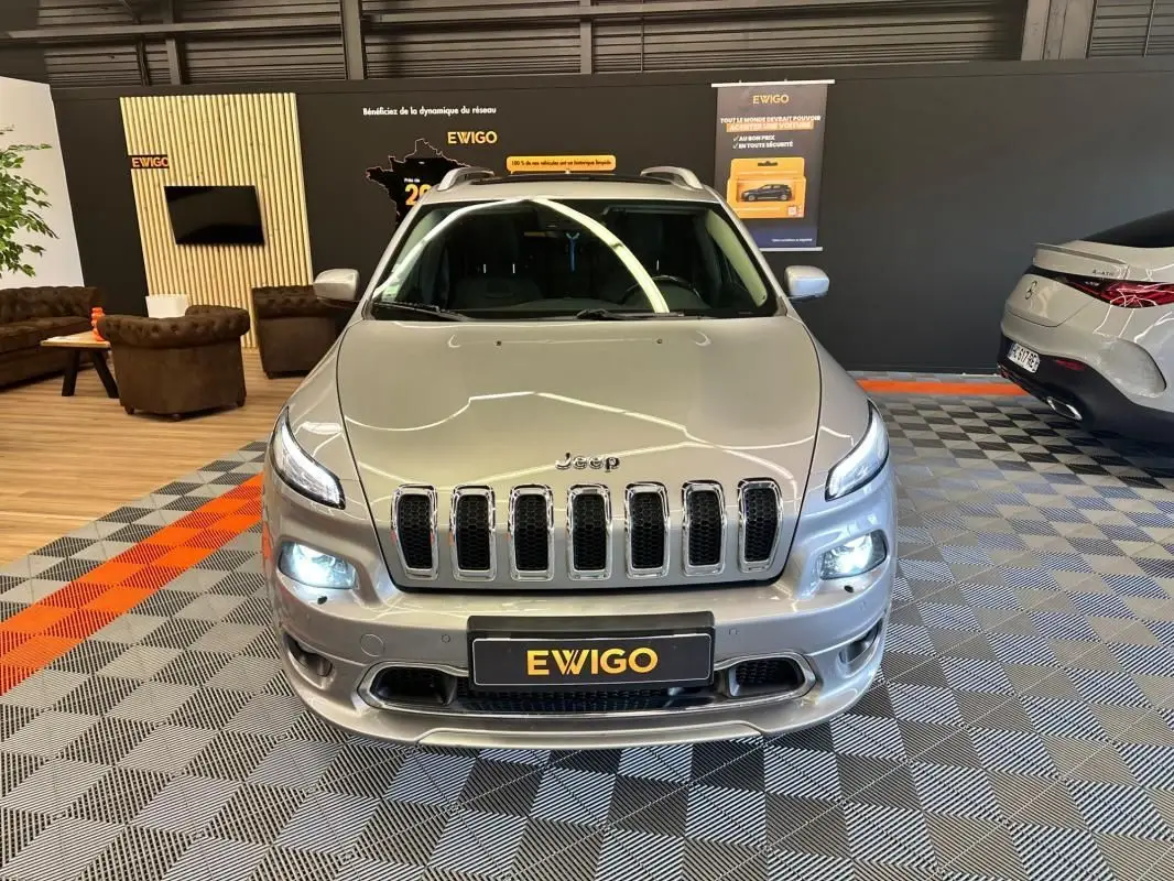 JEEP     CHEROKEE IV