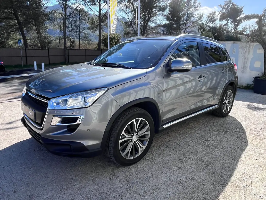 PEUGEOT  4008