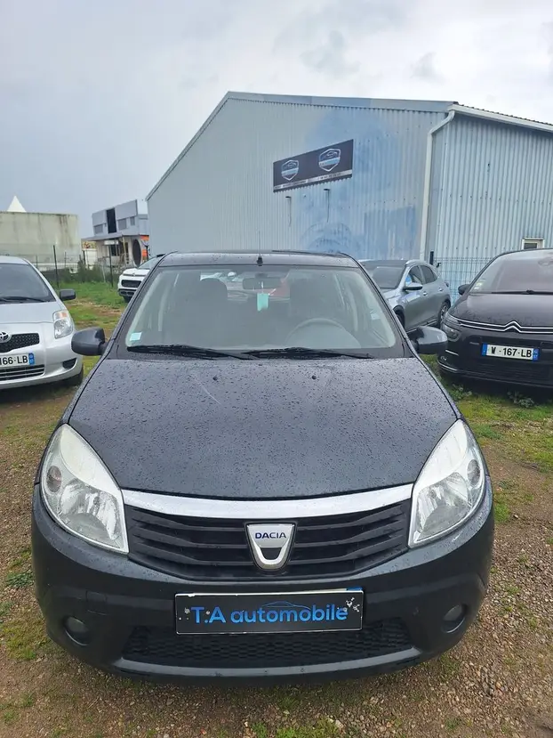 DACIA     SANDERO