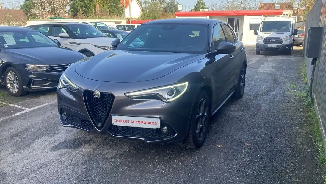 ALFA ROMEO  STELVIO