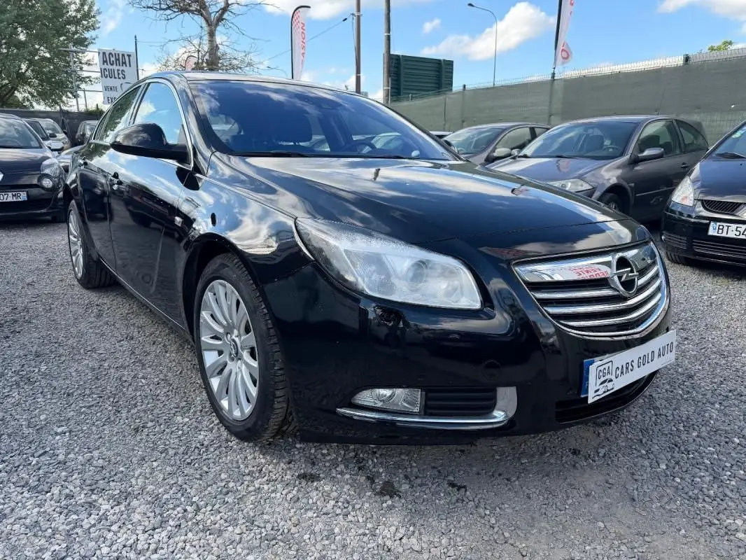 OPEL     INSIGNIA