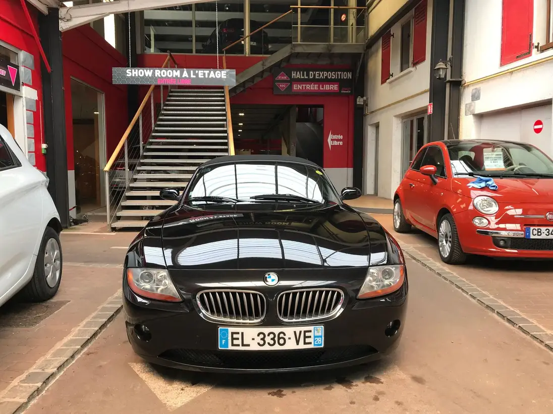 BMW     Z4 E85