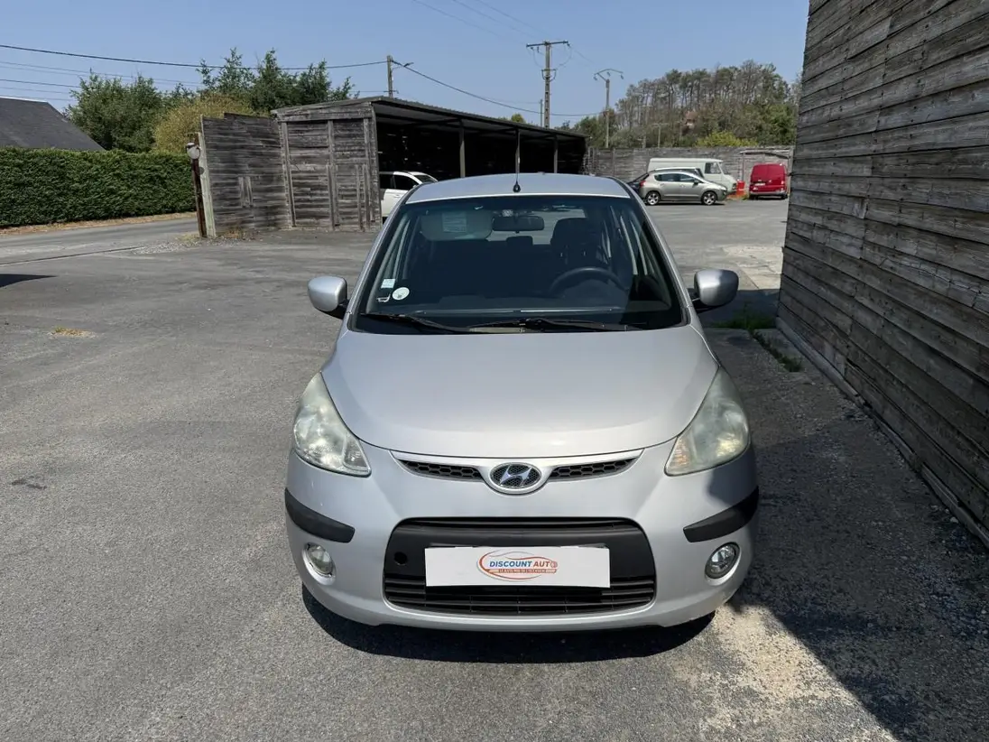 HYUNDAI    I I10