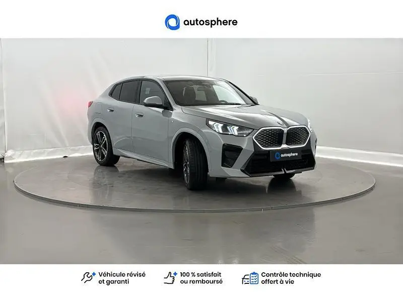 BMW  IX2 U10