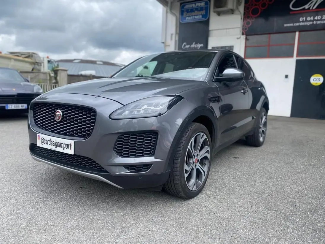 JAGUAR  E-PACE