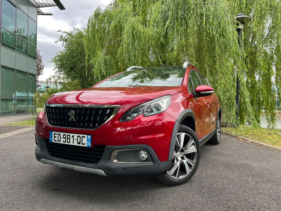 PEUGEOT    2008