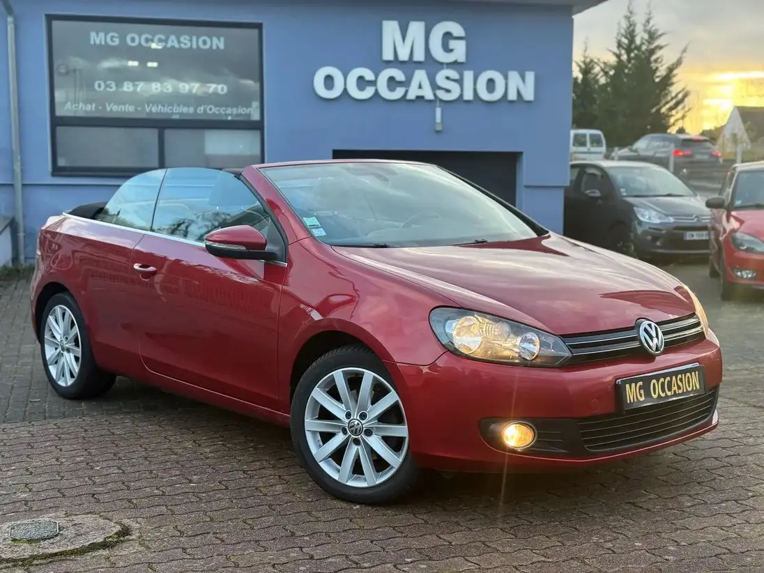  VOLKSWAGEN    GOLF VI CABRIOLET