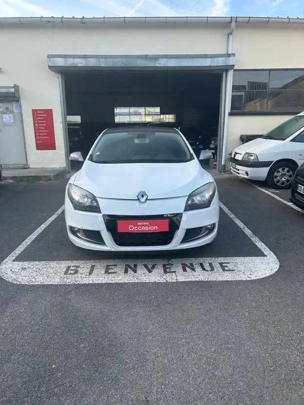 RENAULT    MEGANE III COUPE