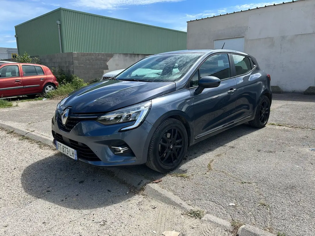 RENAULT  CLIO V
