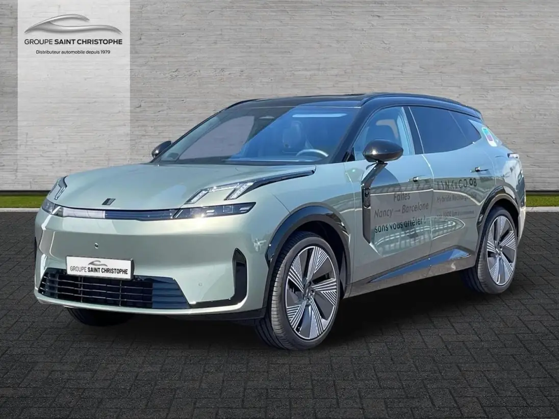 LYNK & CO  08