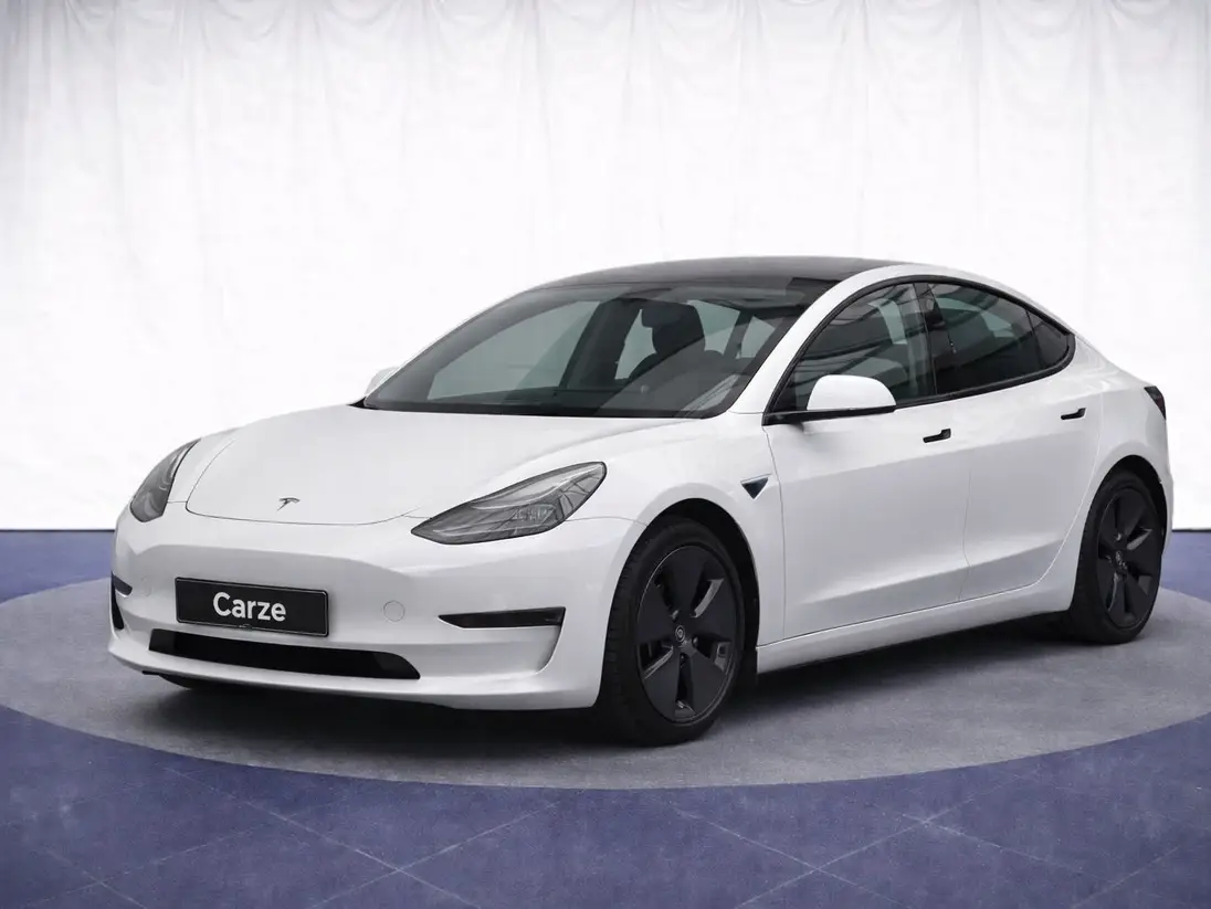  TESLA    MODEL 3