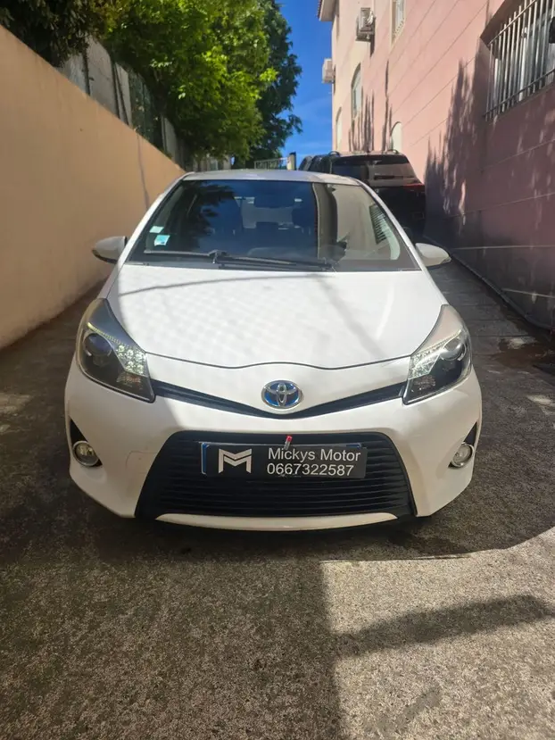 TOYOTA   YARIS III phase 2