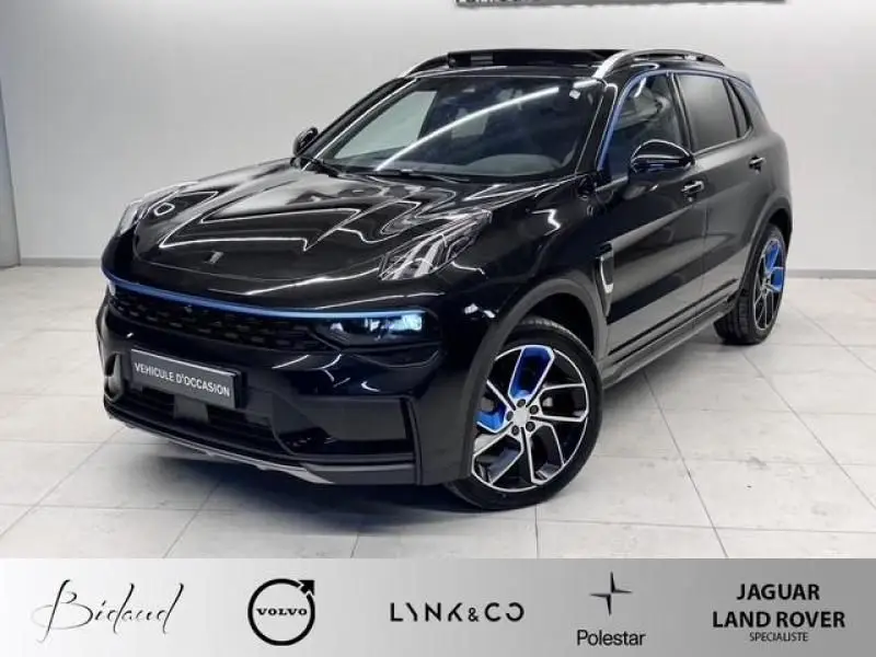 LYNK & CO  01