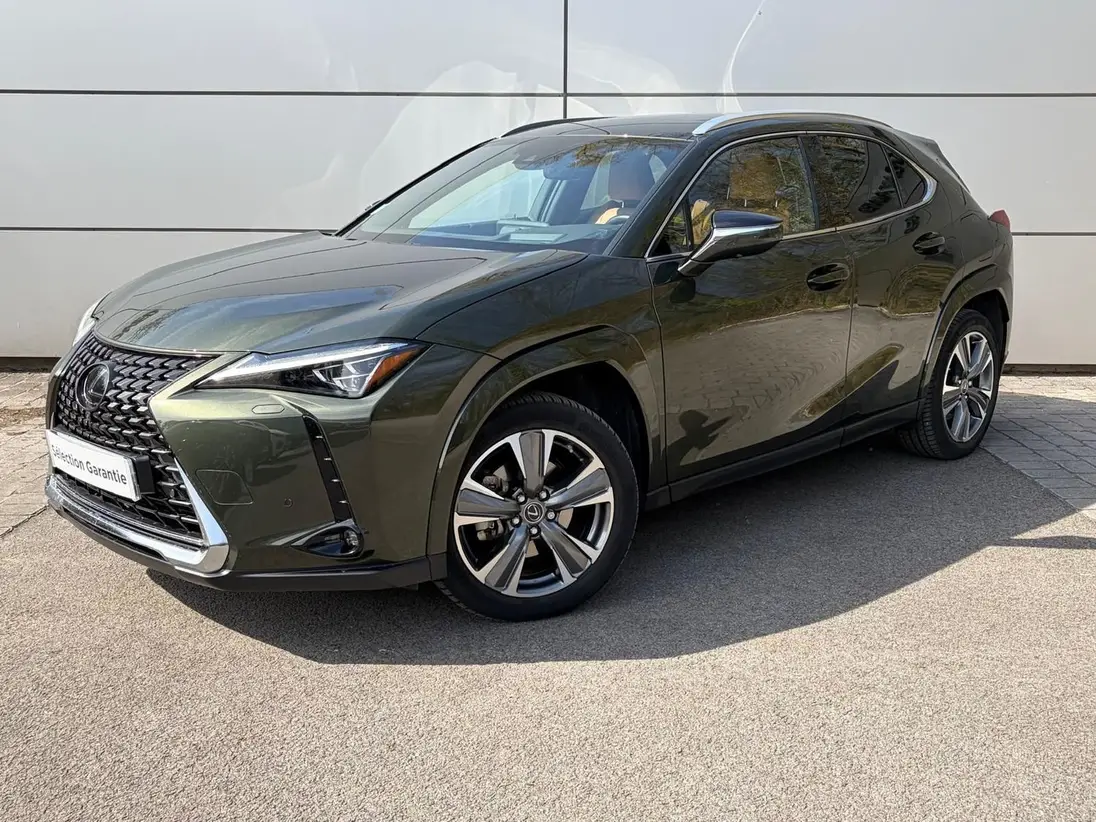 LEXUS  UX phase 2