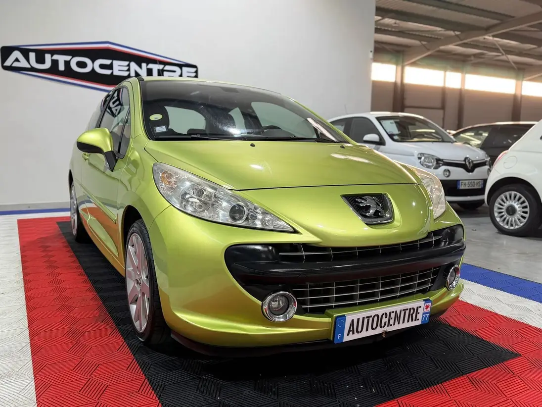 PEUGEOT   207