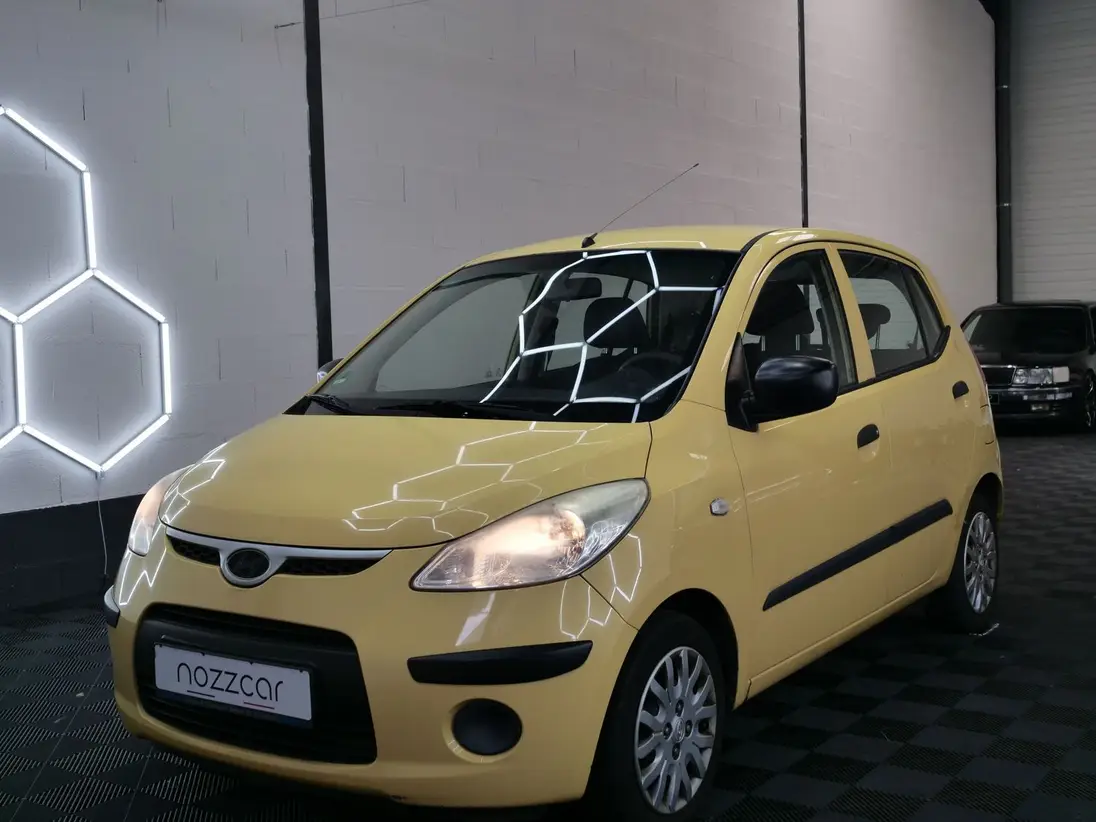 HYUNDAI    I10