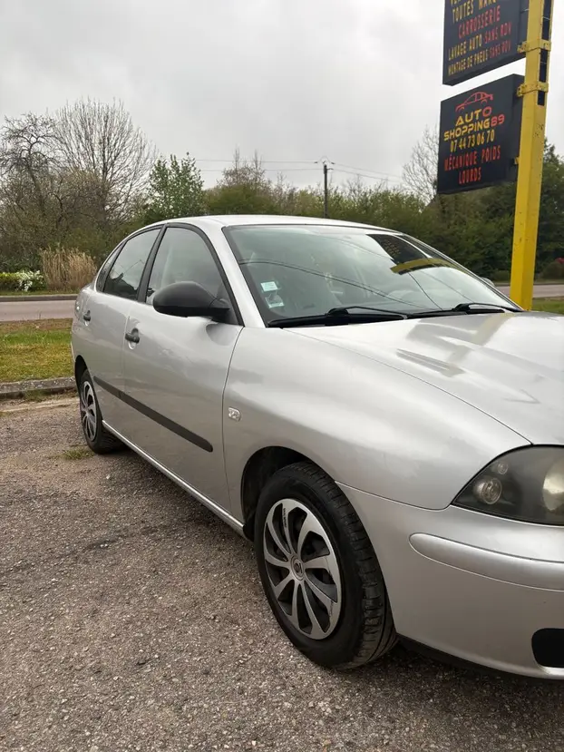 SEAT     CORDOBA