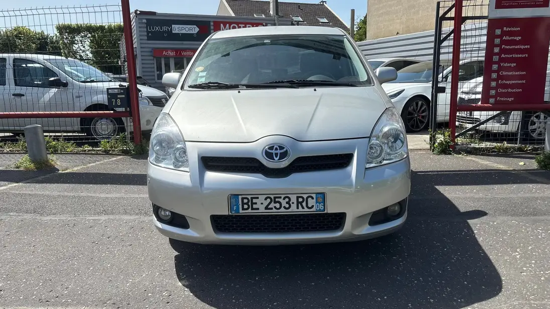 TOYOTA C    COROLLA VERSO II