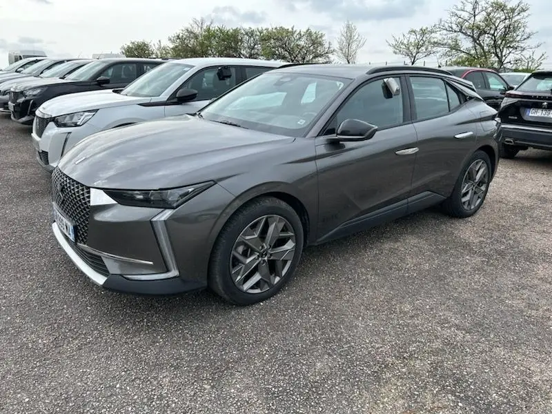 DS  4 II