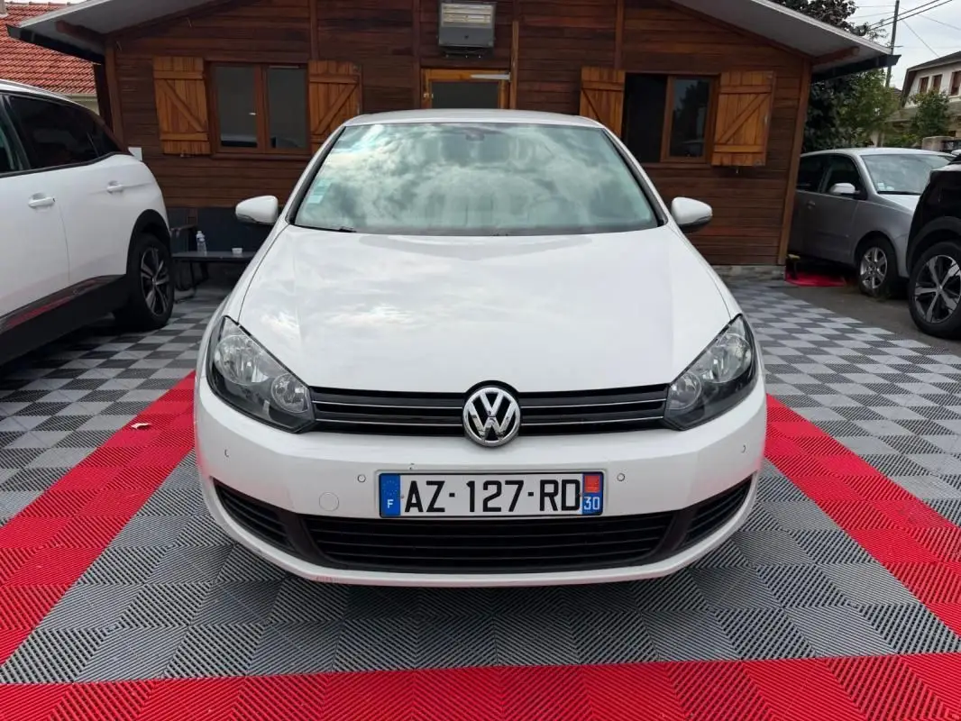 VOLKSWAGEN   GOLF VI