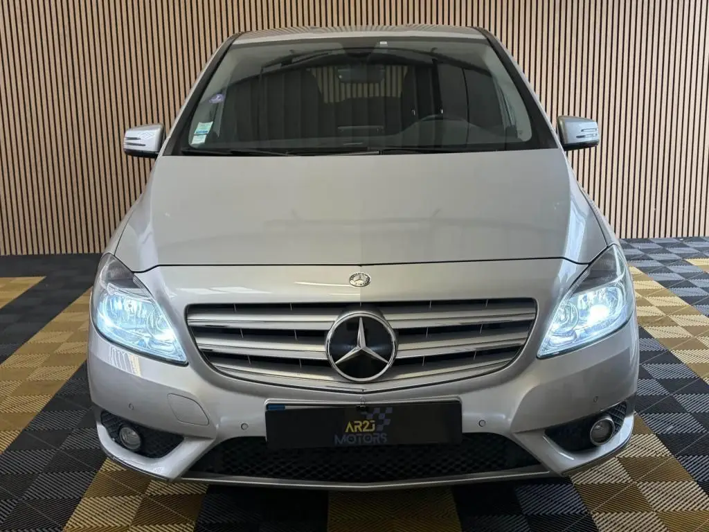 MERCEDES     CLASSE B II