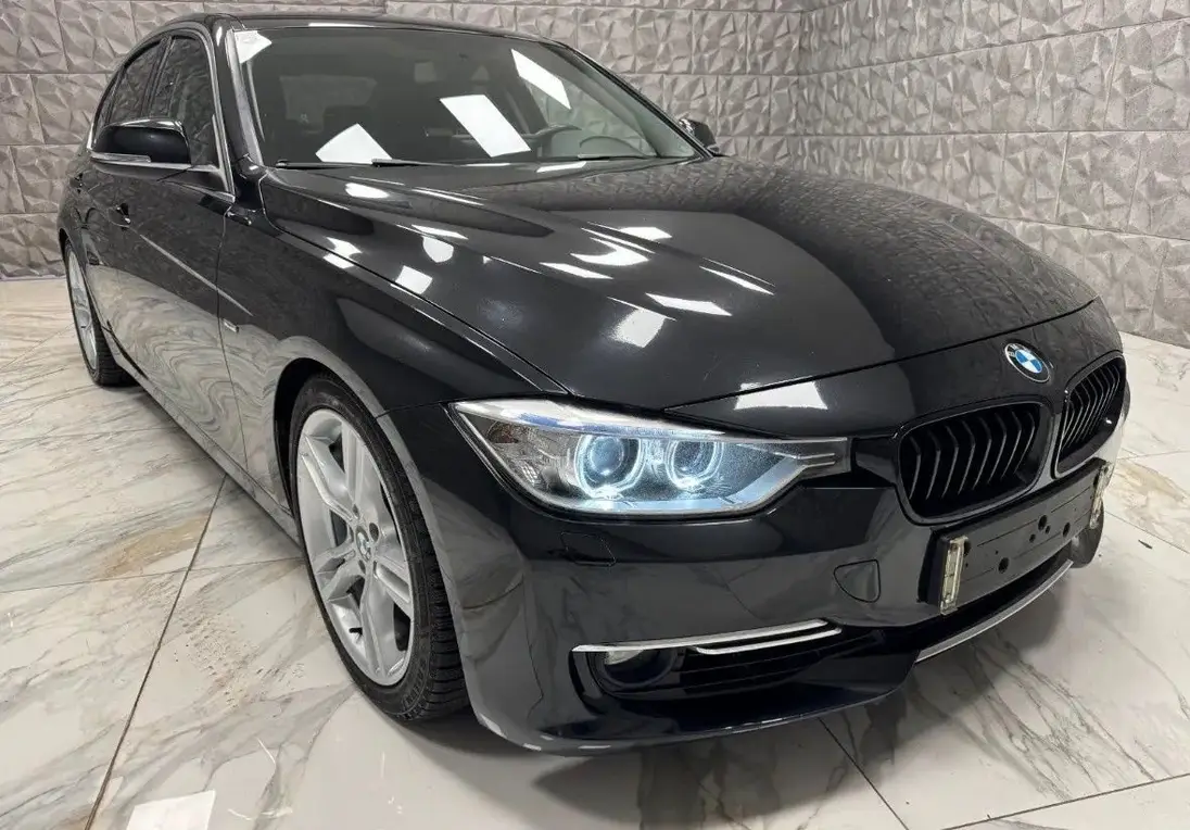 BMW   SERIE 3 F30