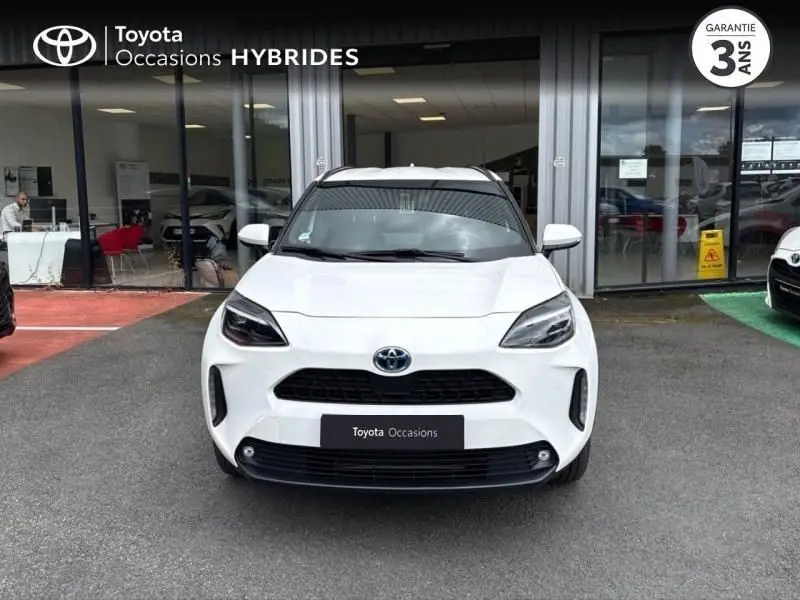 TOYOTA    YARIS CROSS