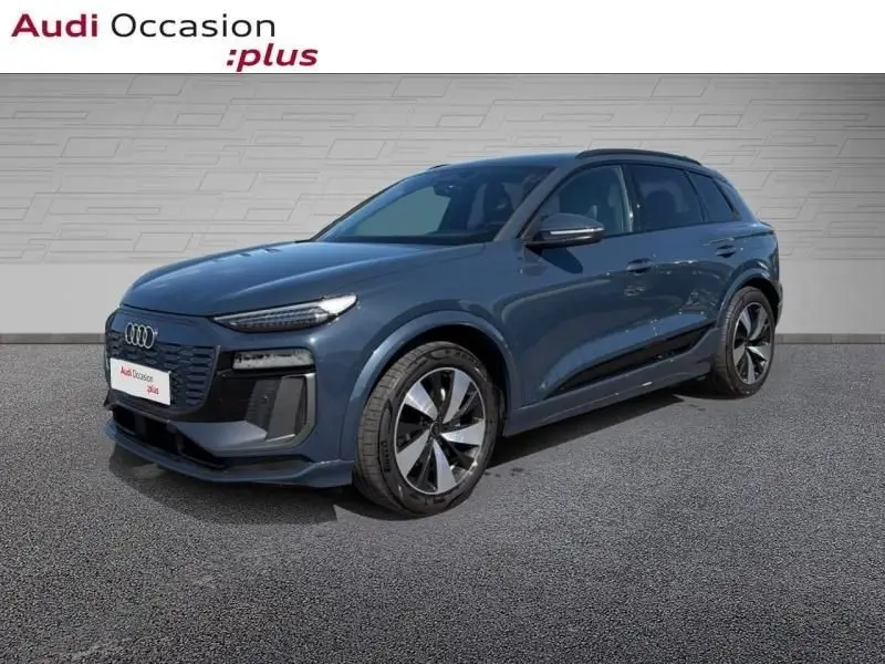 AUDI  Q6 E-TRON