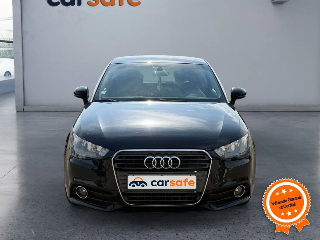 AUDI     A1