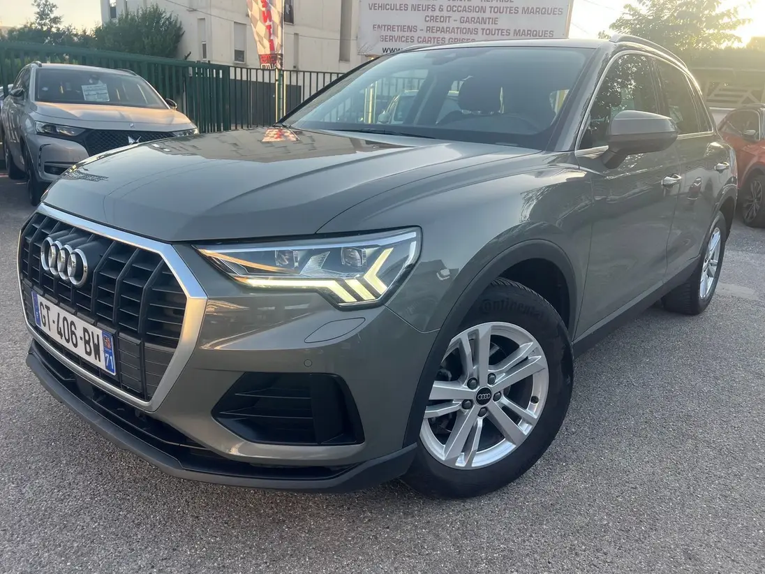 AUDI  Q3 II