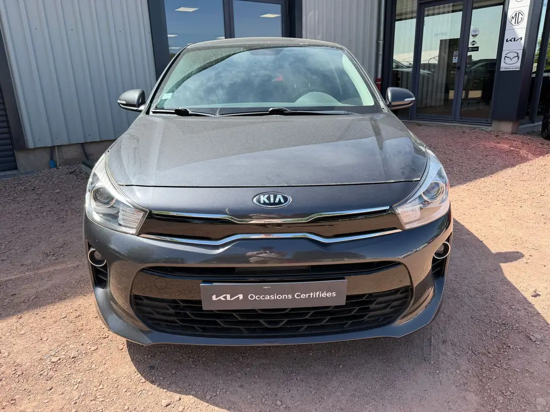 KIA   RIO IV