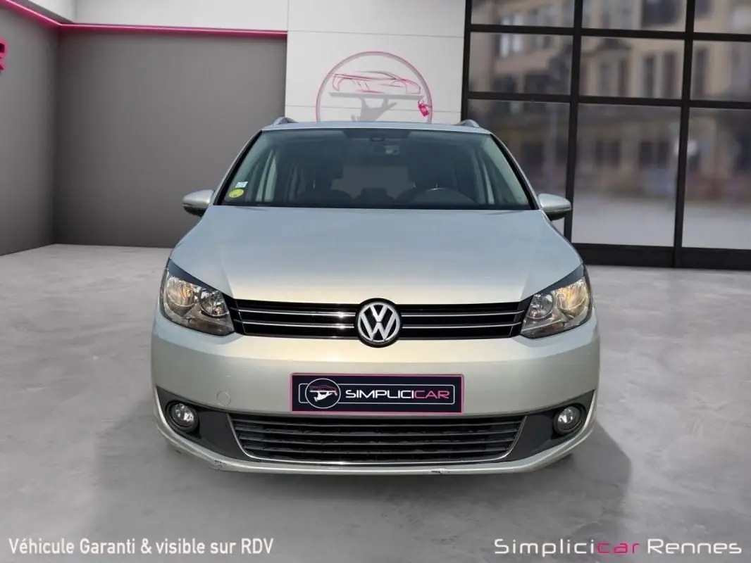 VOLKSWAGEN     TOURAN II