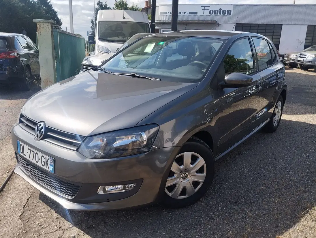 VOLKSWAGEN   POLO V
