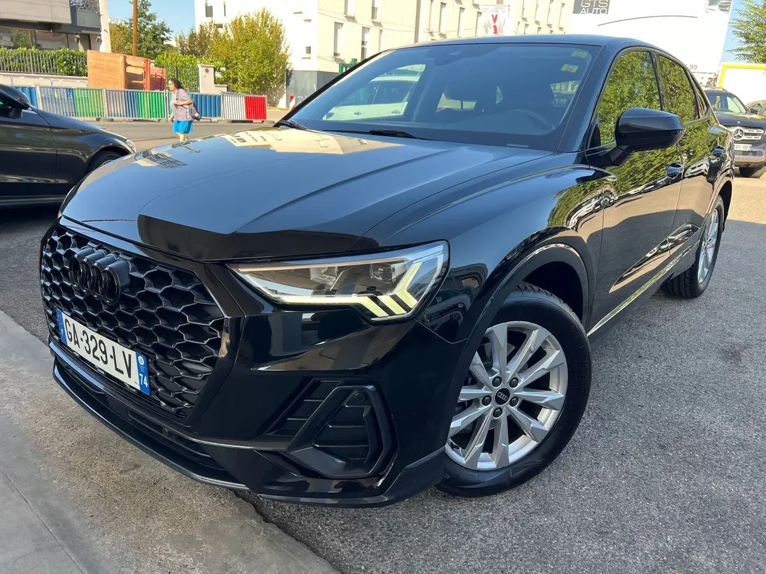 AUDI  Q3 II SPORTBACK