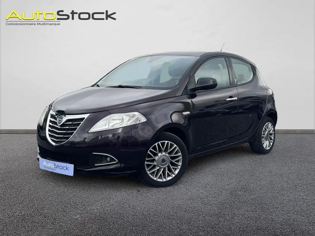 LANCIA  YPSILON III