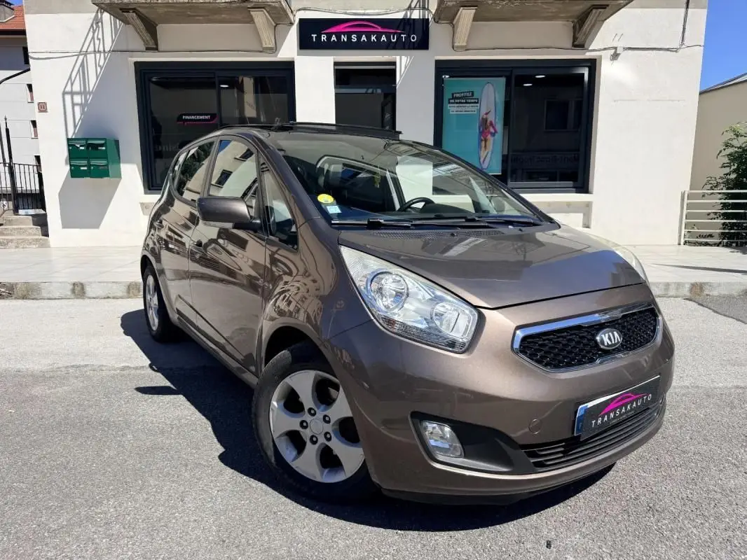 KIA  VENGA