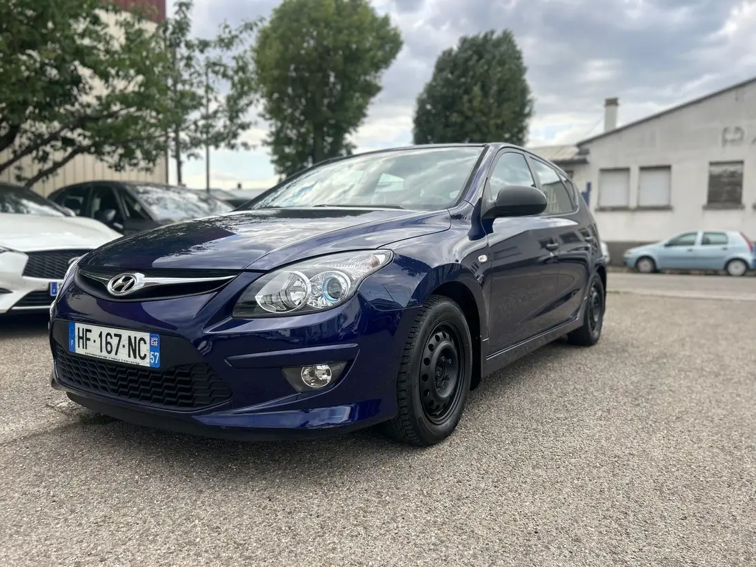 HYUNDAI  I30